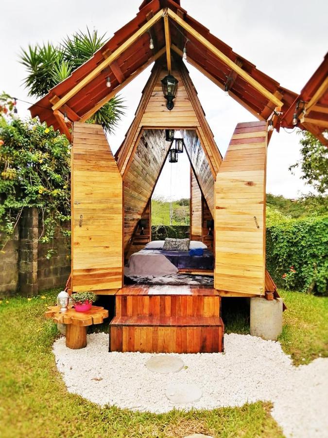 Airport Traveler'S Home Alajuela Екстериор снимка