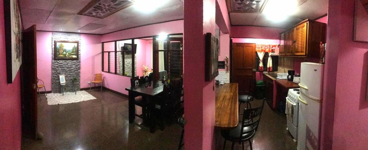 Airport Traveler'S Home Alajuela Екстериор снимка