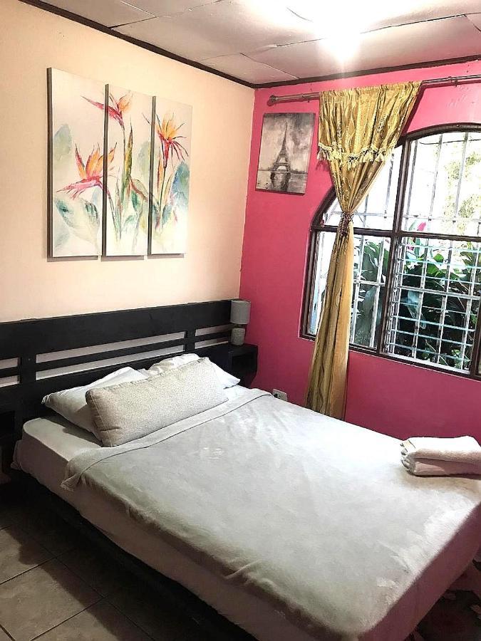 Airport Traveler'S Home Alajuela Екстериор снимка