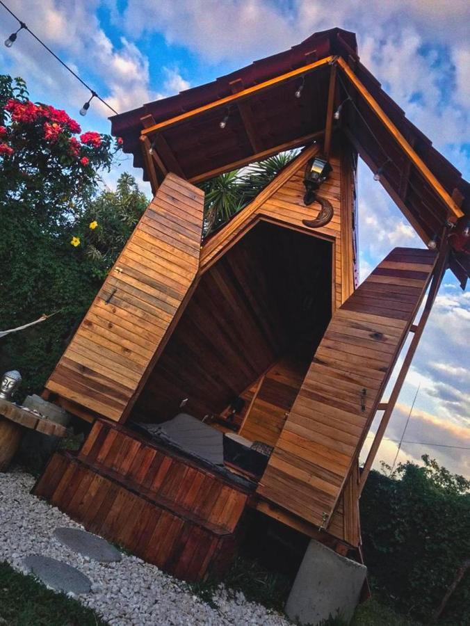 Airport Traveler'S Home Alajuela Екстериор снимка